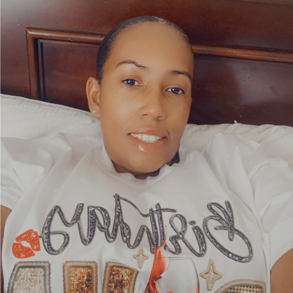 Meet your Posher, Ashley - Picture 1 of 1